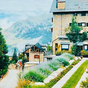 https://alberg-taull.catalonia-hotels.com