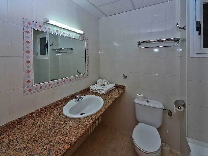 Flor Los Almendros Hotel باغيرا
